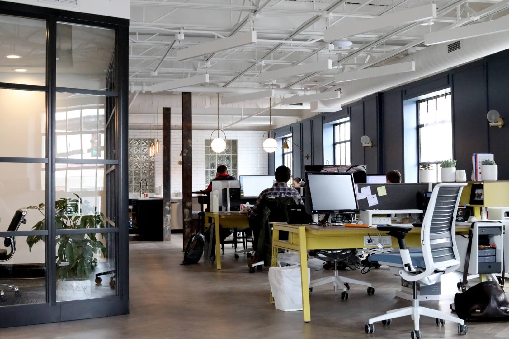 WP Runner about us office